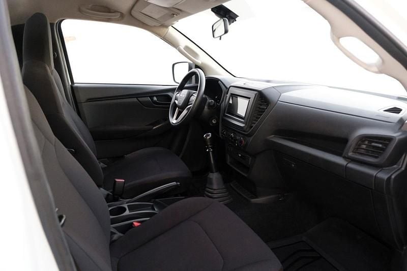 Usado Isuzu D-Max 164 HP (120 kW) 2022 Branco SUV