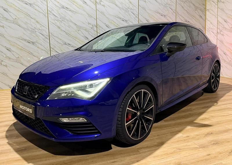 Azul Usado 2017 Cupra Leon | € 27.900 (Preço justo) - Imagem 1/4