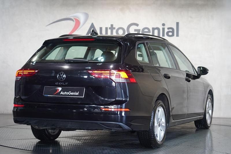 Usado VW Golf VIII 115 HP (84 kW) 2022 Preto Carrinha