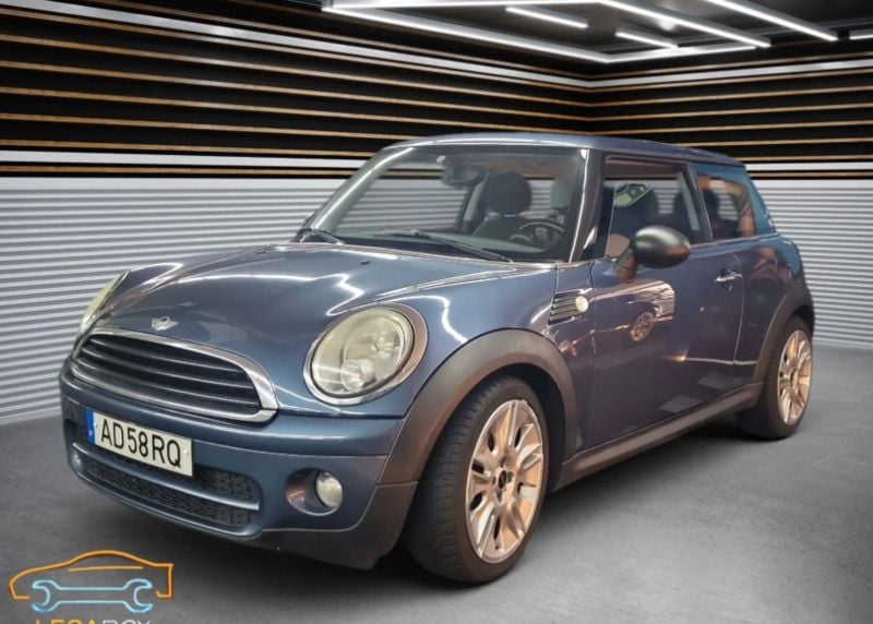 Azul Usado 2010 Mini Cooper D Citadino | € 7.999 (Preço justo) - Imagem 1/4