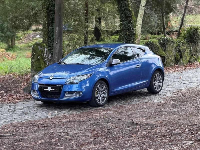 Usado Renault Mégane III 110 HP (80 kW) 2013 Azul Coupé