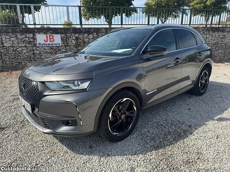 Cinza Usado 2018 DS Automobiles DS7 Crossback Performance SUV | € 18.950 (Preço elevado) - Imagem 1/1