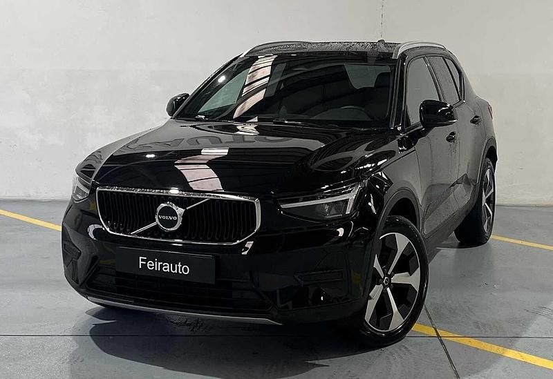 Preto Usado 2026 Volvo XC40 SUV | € 37.500 - Imagem 1/4