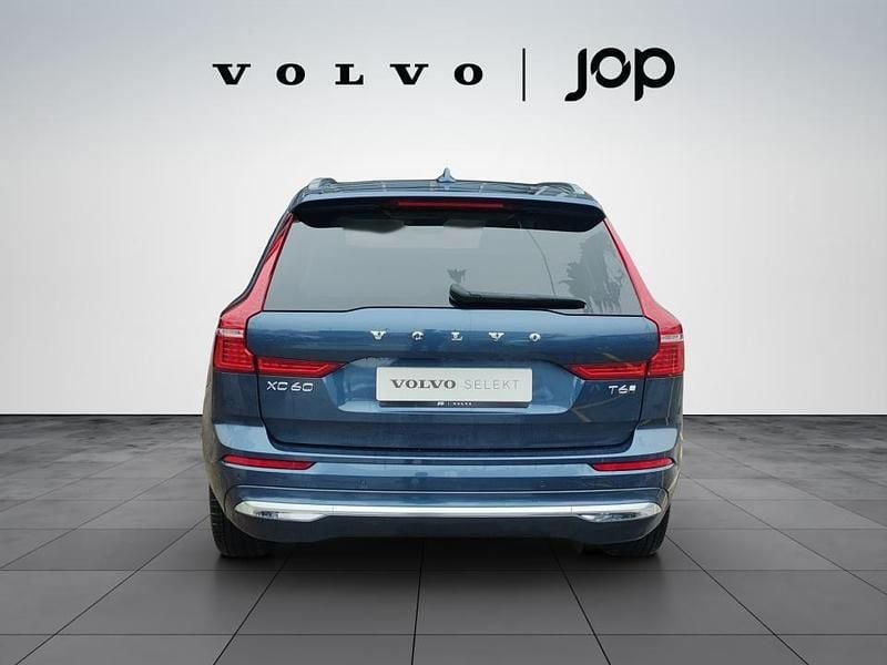 Usado Volvo XC60 Core 350 HP (257 kW) 2025 Azul SUV