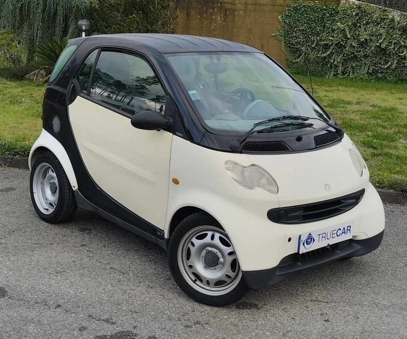 Outra Usado 2006 Smart ForTwo Coupé Pure Coupé | € 5.800 (Preço justo) - Imagem 1/4