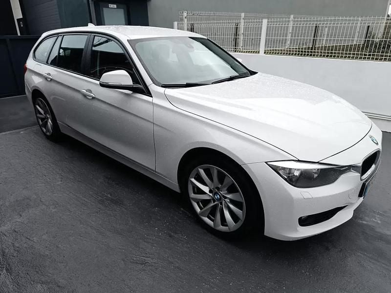 Usado BMW 320 Sport Line 190 HP (139 kW) 2015 Branco Carrinha