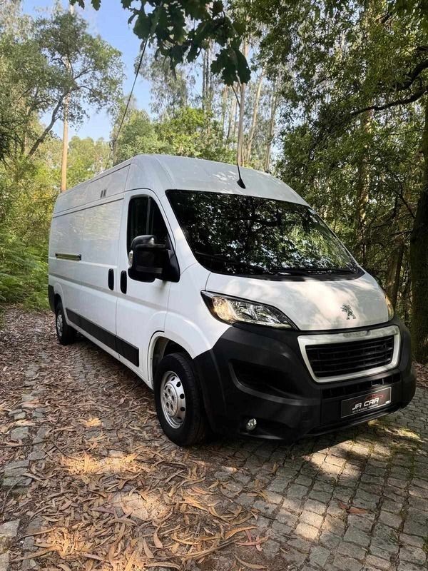 Branco Usado 2022 Peugeot Boxer Van | € 18.500 (Preço justo) - Imagem 1/4
