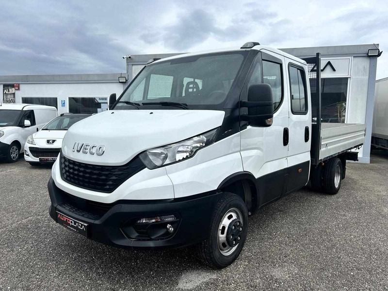 Branco Usado 2021 Iveco Daily | € 26.900 - Imagem 1/4
