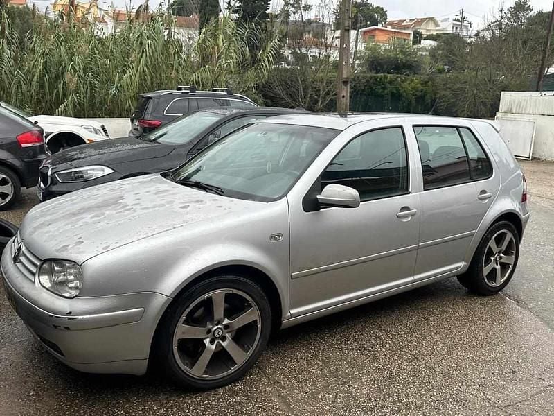 Usado VW Golf IV 116 HP (85 kW) 2001 Cinzento Citadino