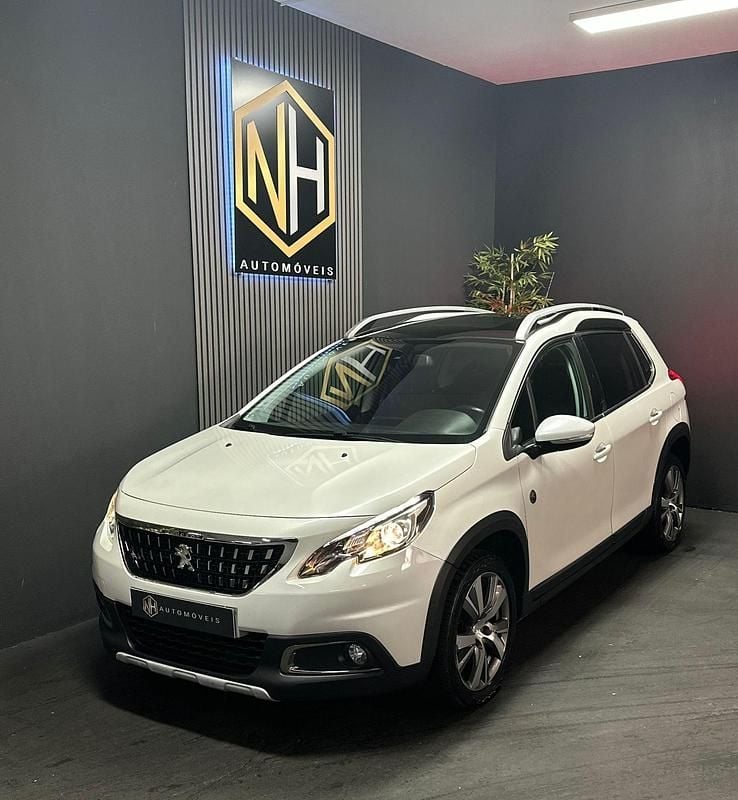 Branco Usado 2019 Peugeot 2008 Crossway SUV | € 12.990 (Super Preço) - Imagem 1/4
