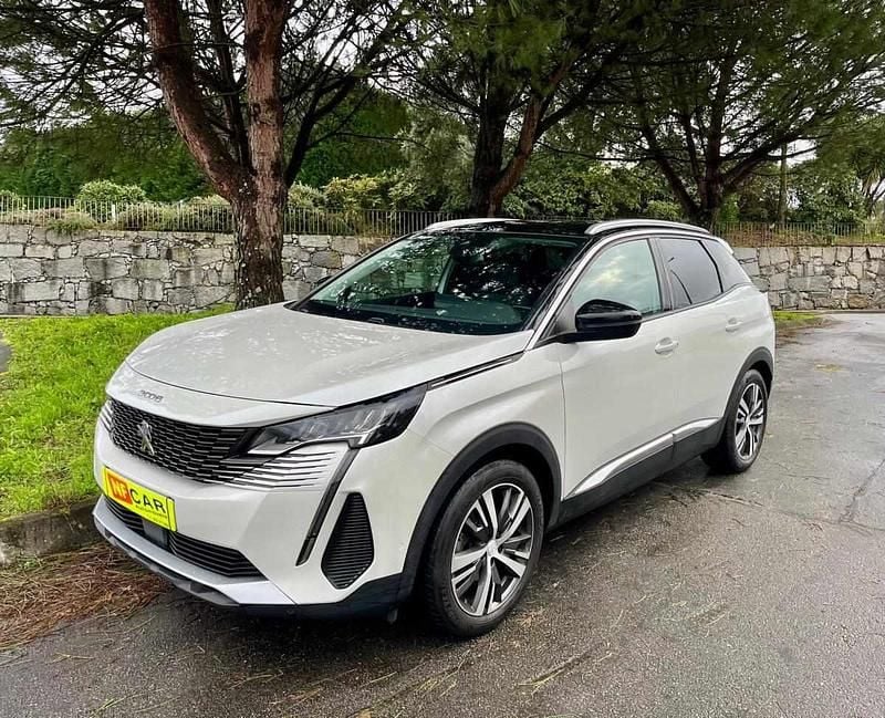 Usado Peugeot 3008 130 HP (95 kW) 2021 Branco SUV