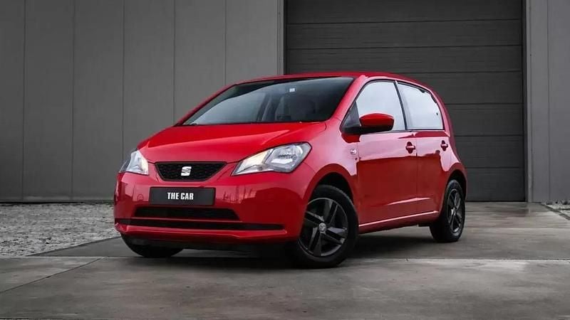 Usado Seat Mii Style 60 HP (44 kW) 2012 Vermelho Citadino