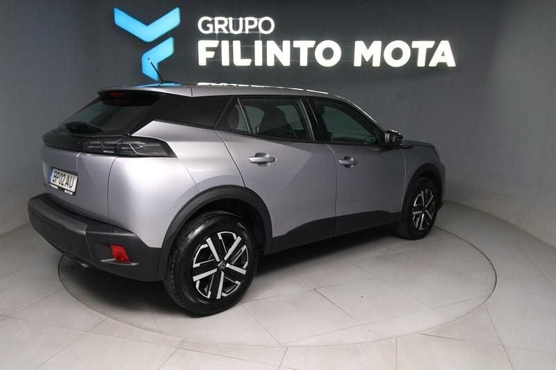 Usado Peugeot 2008 Style 102 HP (75 kW) 2024 Cinza SUV