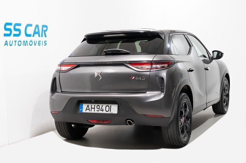 Usado DS Automobiles DS3 Performance 110 HP (80 kW) 2021 Cinza SUV