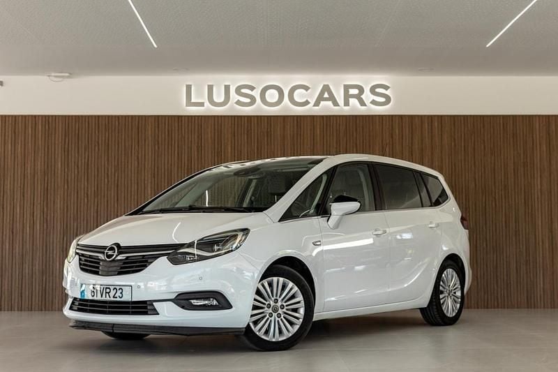 Branco Usado 2018 Opel Zafira Monovolume | € 14.990 (Preço justo) - Imagem 1/4