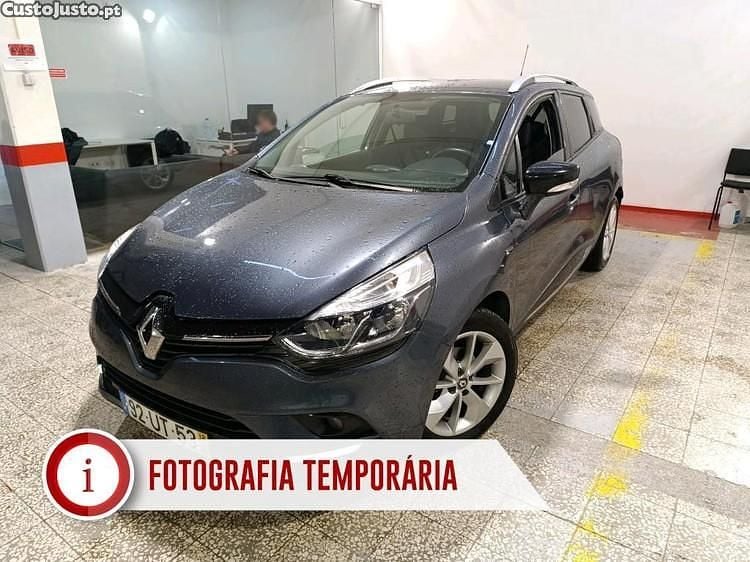 Usado Renault Clio GrandTour LIMITED 90 HP (66 kW) 2018 Cinza Carrinha
