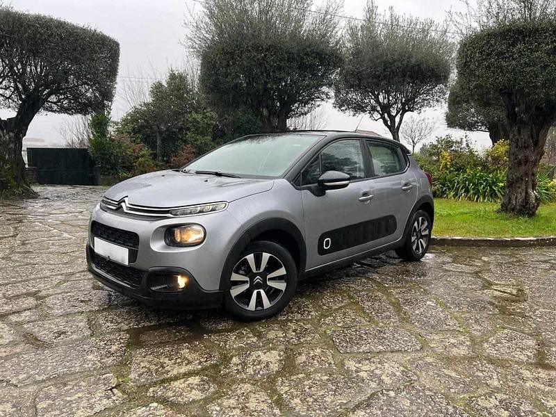 Usado Citroën C3 83 HP (61 kW) 2019 Cinzento Citadino