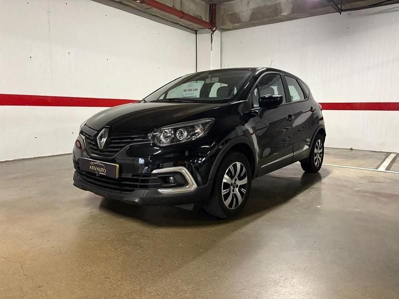 Usado Renault Captur 90 HP (66 kW) 2018 Preto SUV