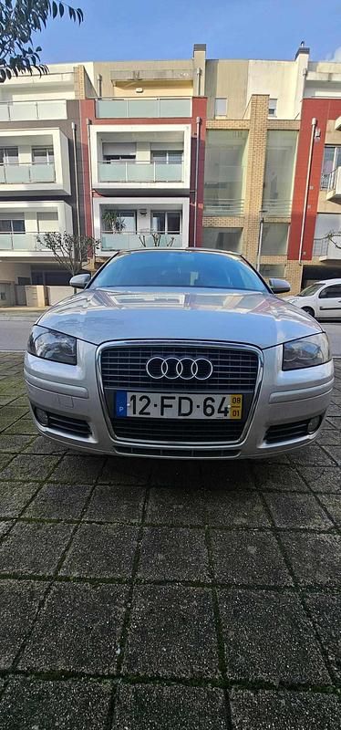 Usado Audi A3 170 HP (125 kW) 2008 Cinzento Citadino