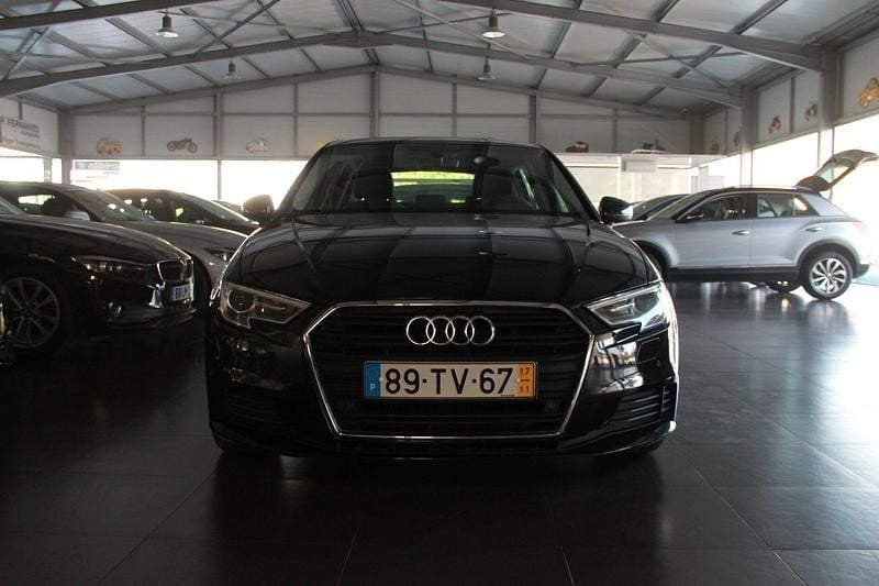 Preto Usado 2017 Audi A3 Sedan | € 17.000 (Preço justo) - Imagem 1/4