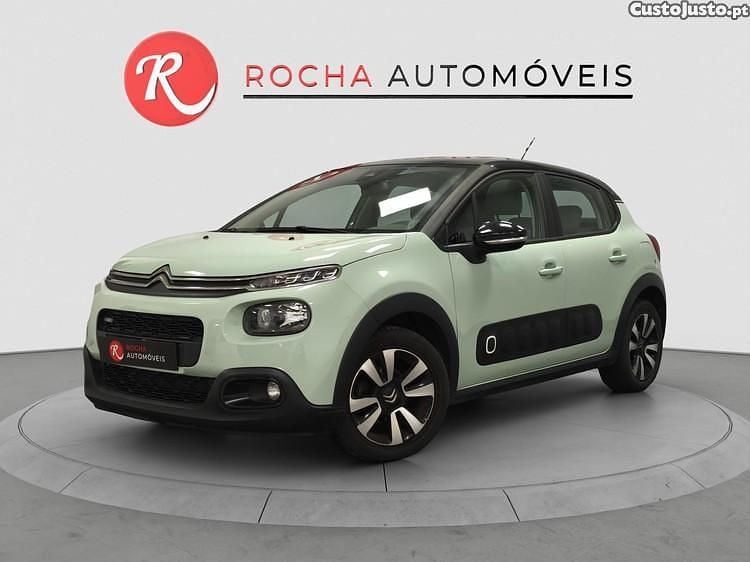Verde Usado 2019 Citroën C3 PureTech Citadino | € 10.899 (Preço justo) - Imagem 1/1