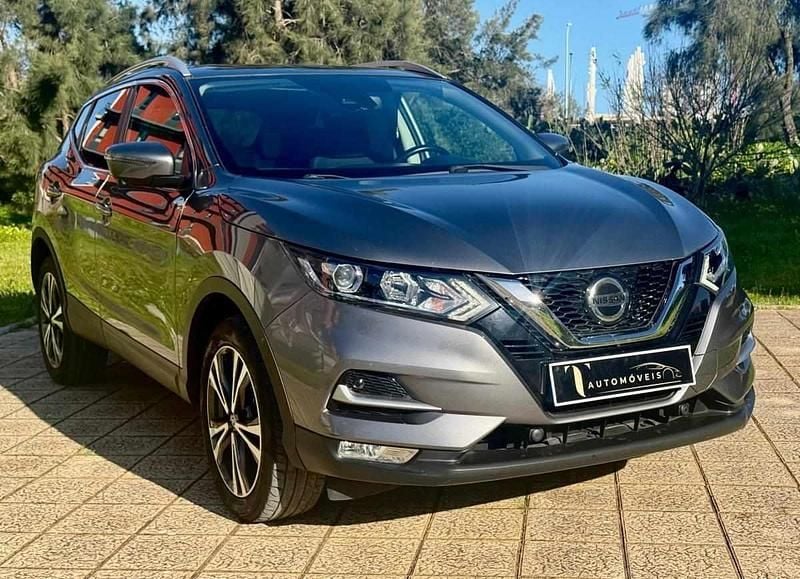 Usado Nissan Qashqai 130 HP (95 kW) 2018 Antracite SUV