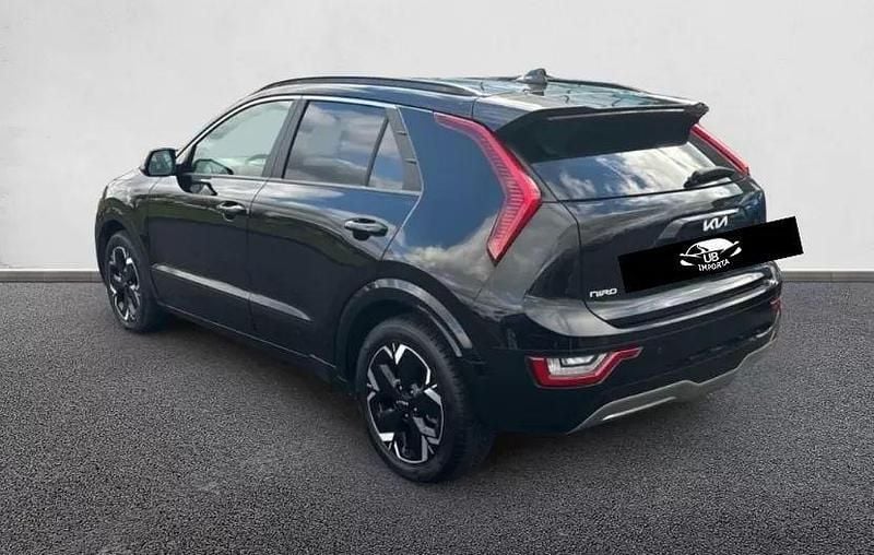 Usado Kia e-Niro 150 kW (204 HP) 2023 Preto SUV