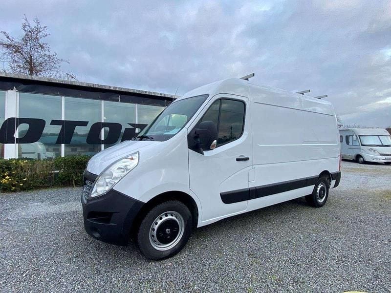 Usado Renault Master 135 HP (99 kW) 2016 Branco Van