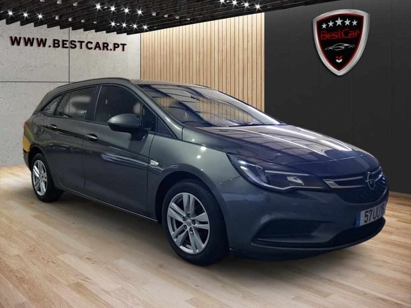Usado Opel Astra 110 HP (80 kW) 2018 Cinzento Carrinha