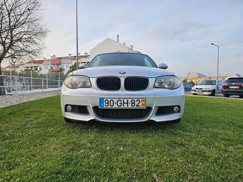 Usado BMW 120 Cabriolet 177 HP (130 kW) 2008 Cinzento Cabrios