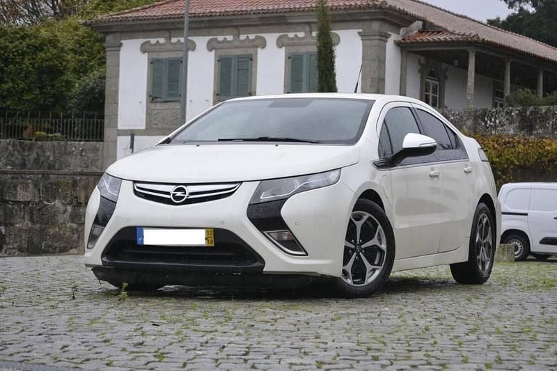 Branco Usado 2012 Opel Ampera Citadino | € 9.750 - Imagem 1/4