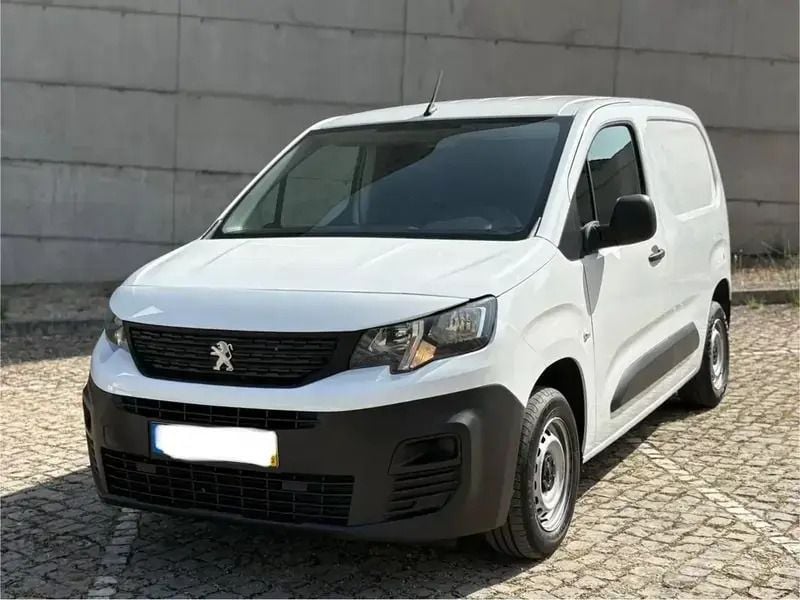 Branco Usado 2019 Peugeot Partner Monovolume | € 10.900 (Bom preço) - Imagem 1/4