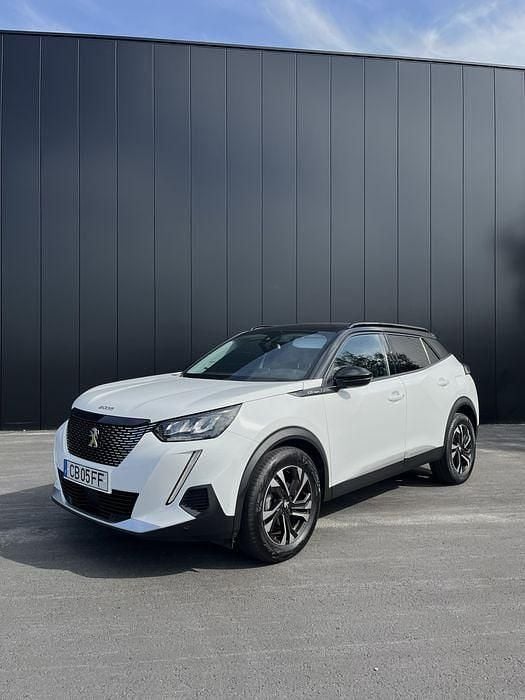 Usado Peugeot 2008 GT-line 100 HP (73 kW) 2020 SUV