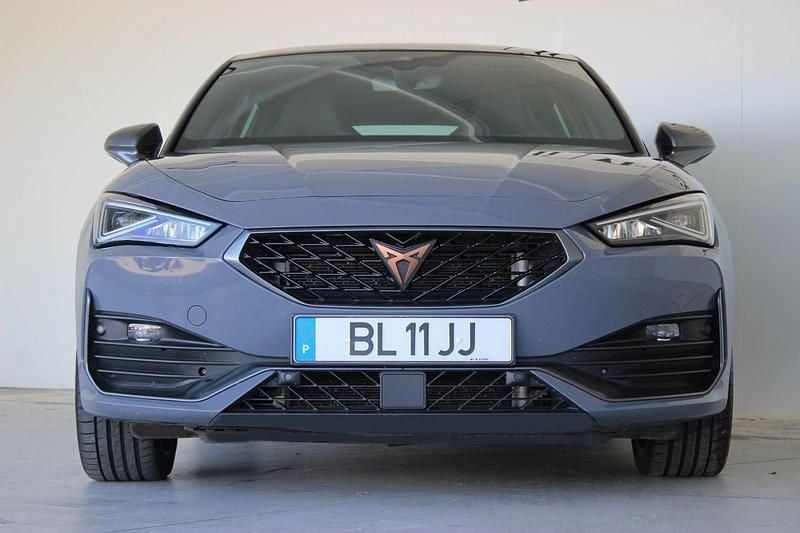 Cinza Usado 2024 Cupra Leon | € 29.990 (Bom preço) - Imagem 1/4