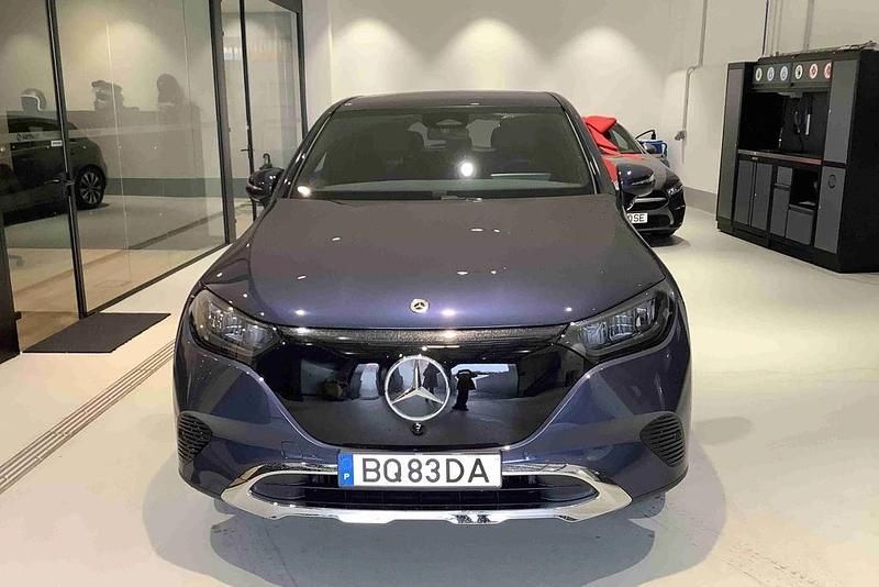 Novo Mercedes EQE350 Edition 214 kW (292 HP) 2025 Azul SUV