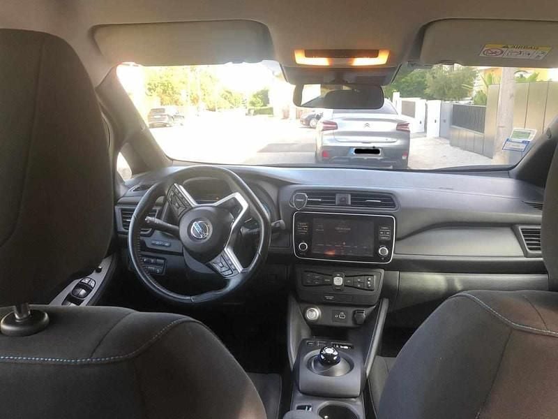 Cinzento Usado 2021 Nissan Leaf Citadino | € 9.000 (Super Preço) - Imagem 1/4