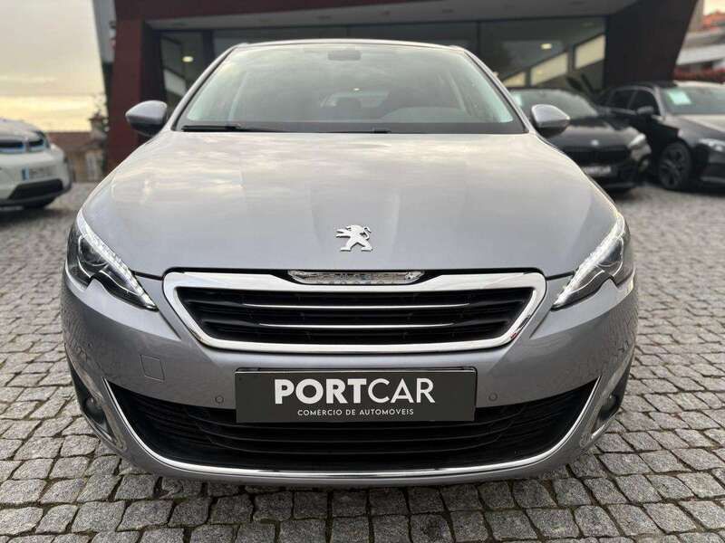 Usado Peugeot 308 120 HP (88 kW) 2015 Cinzento