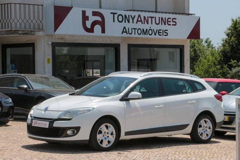 Branco Usado 2013 Renault Mégane III Carrinha | € 8.900 (Preço justo) - Imagem 1/4