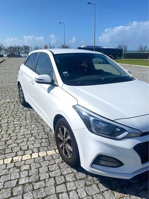 Usado 2019 Hyundai i20 Sedan | € 12.000 - Imagem 1/4