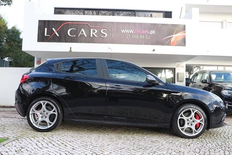 Usado Alfa Romeo Giulietta 120 HP (88 kW) 2018 Preto Citadino