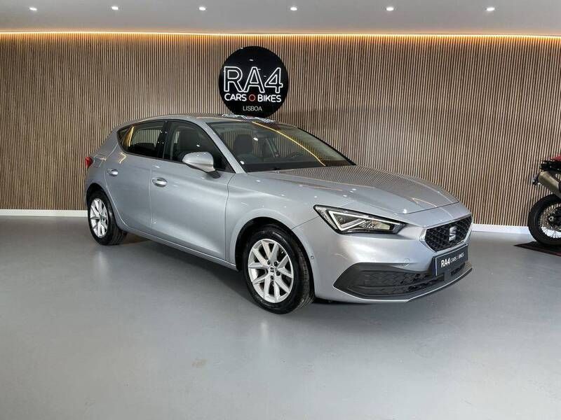 Cinza Usado 2020 Seat Leon Style | € 14.490 (Preço justo) - Imagem 1/4