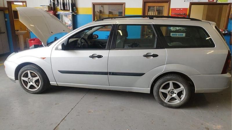 Usado 2001 Ford Focus Carrinha | € 3.000 - Imagem 1/4