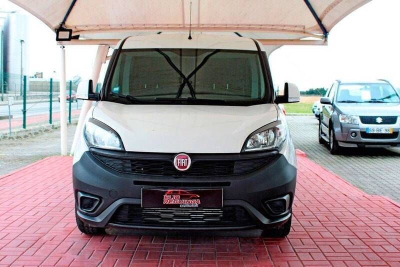 Usado Fiat Doblò 95 HP (69 kW) 2021 Branco Monovolume