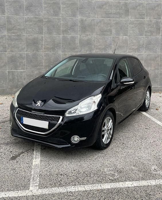 Usado 2014 Peugeot 208 Citadino | € 6.950 (Preço justo) - Imagem 1/4