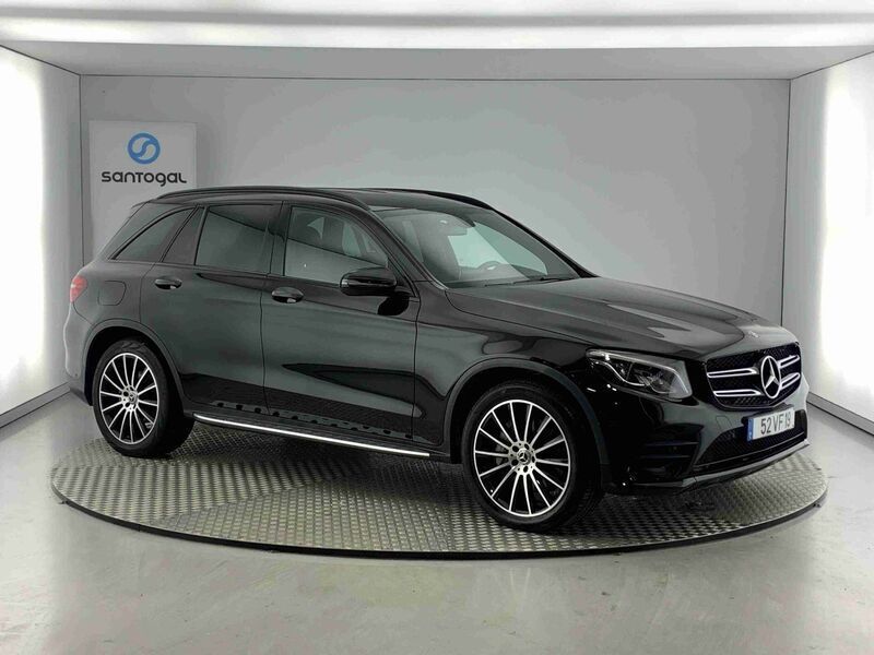 Preto Usado 2018 Mercedes GLC250 AMG line SUV | € 42.490 - Imagem 1/4