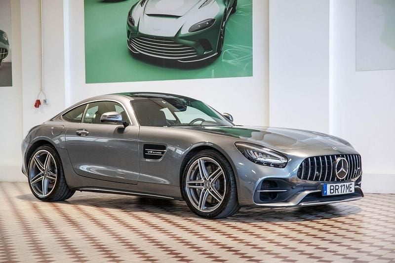 Cinza Usado 2019 Mercedes AMG GT AMG Coupé | € 105.000 - Imagem 1/4