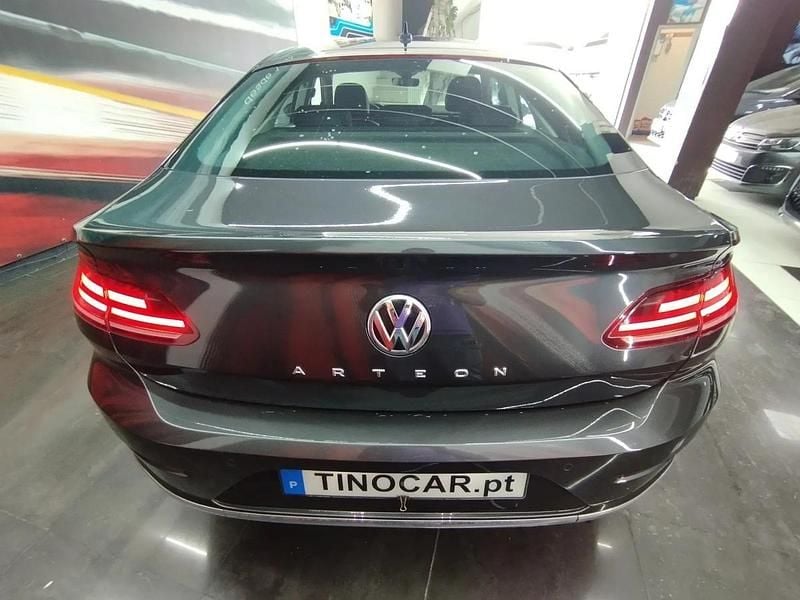 Usado VW Arteon 150 HP (110 kW) 2021 Cinzento