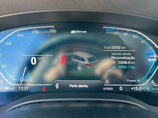 Usado BMW 530e 292 HP (214 kW) 2023 Cinza Carrinha