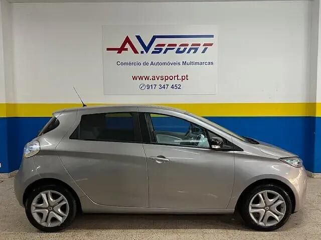 Usado Renault Zoe 64 kW (88 HP) 2015 Cinzento Citadino