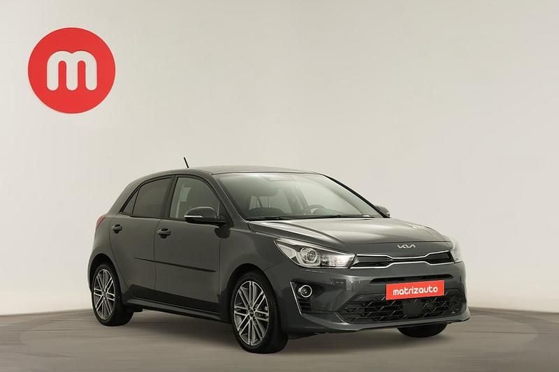 Cinzento Usado 2023 Kia Rio | € 16.499 (Preço justo) - Imagem 1/4